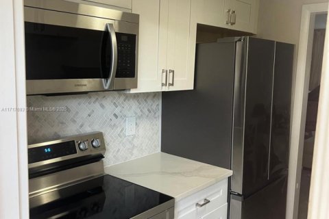 Condo in Boca Raton, Florida, 2 bedrooms  № 1786910 - photo 3