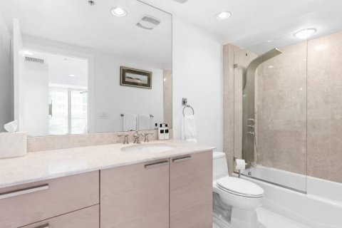 Купить кондоминиум в Холливуд, Флорида 3 комнаты, 257.99м2, № 2190845 - фото 24