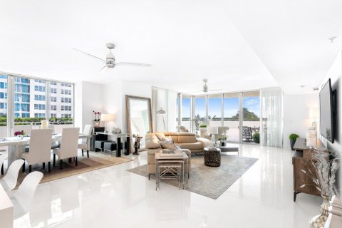 Купить кондоминиум в Холливуд, Флорида 3 комнаты, 257.99м2, № 2190845 - фото 14
