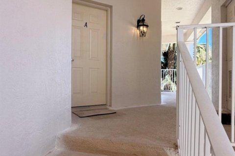 Copropriété à louer à Port St. Lucie, Floride: 1 chambre, 121.89 m2 № 2389528 - photo 3