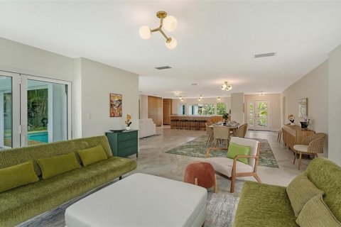 House in Sarasota, Florida 3 bedrooms, 274.71 sq.m. № 2393630 - photo 26
