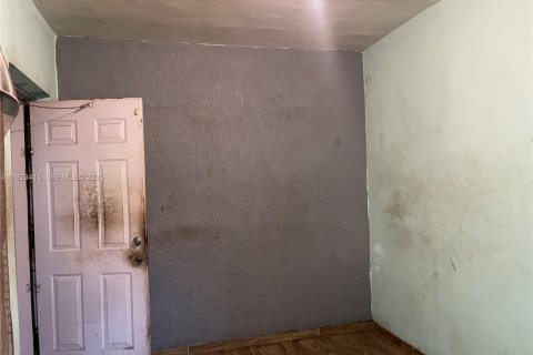 House in Lauderhill, Florida 3 bedrooms, 140.84 sq.m. № 2082847 - photo 20