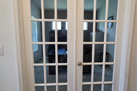 House in Tarpon Springs, Florida 4 bedrooms, 290.23 sq.m. № 2141082 - photo 4