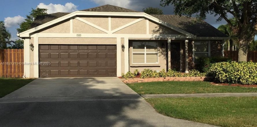 House in Sunrise, Florida 3 bedrooms, 124.49 sq.m. № 1977495