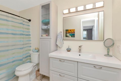 Copropriété à vendre à Gulfport, Floride: 1 chambre, 98.48 m2 № 2142351 - photo 23
