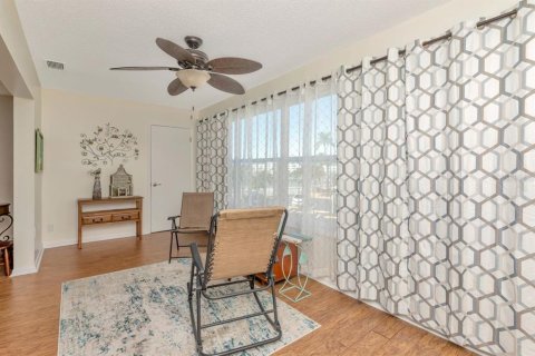 Copropriété à vendre à Gulfport, Floride: 1 chambre, 98.48 m2 № 2142351 - photo 15
