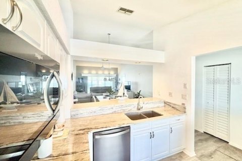Copropriété à vendre à Punta Gorda, Floride: 2 chambres, 102.19 m2 № 1910110 - photo 5