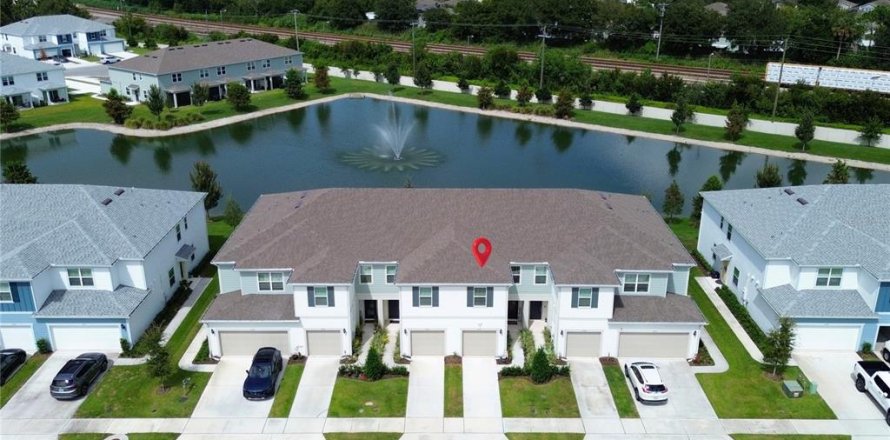 Touwnhouse à Sanford, Floride 3 chambres, 156.26 m2 № 2408759