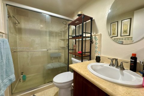Townhouse in Miami, Florida 3 bedrooms, 147.9 sq.m. № 1864166 - photo 30