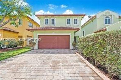House in Homestead, Florida 4 bedrooms, 168.52 sq.m. № 2392062