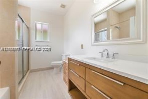 House in Homestead, Florida 4 bedrooms, 168.52 sq.m. № 2392062 - photo 8