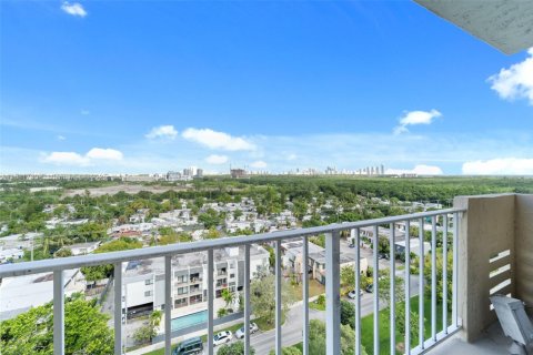 Condo in North Miami, Florida, 1 bedroom  № 1451954 - photo 22