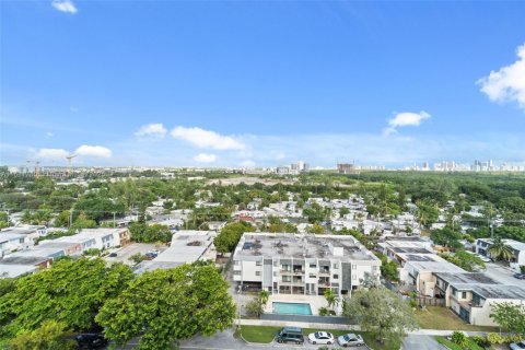 Condo in North Miami, Florida, 1 bedroom  № 1451954 - photo 23