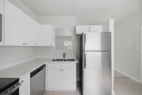 Villa ou maison à vendre à New Port Richey, Floride: 3 chambres, 97.55 m2 № 2109771 - photo 6