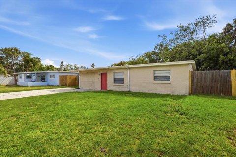 Villa ou maison à vendre à New Port Richey, Floride: 3 chambres, 97.55 m2 № 2109771 - photo 29