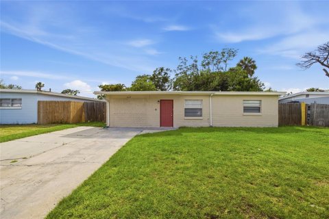 Casa en New Port Richey, Florida 3 dormitorios, 97.55 m2 № 2109771