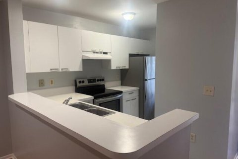 Copropriété à louer à West Palm Beach, Floride: 2 chambres, 82.5 m2 № 2388007 - photo 2
