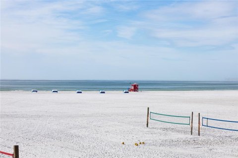 Condo in Sarasota, Florida, 2 bedrooms  № 2226130 - photo 30