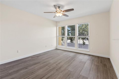 Condo in Sarasota, Florida, 2 bedrooms  № 2226130 - photo 12