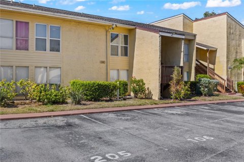 Condo in Sarasota, Florida, 2 bedrooms № 2226130