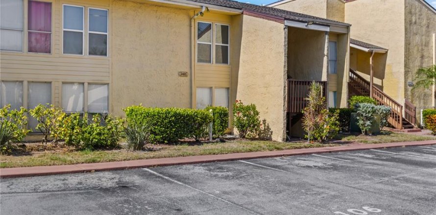 Condo in Sarasota, Florida, 2 bedrooms  № 2226130