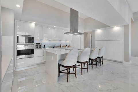 Condominio en venta en Boca Raton, Florida, 3 dormitorios, 361.48 m2 № 2089629 - foto 10