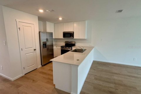 Touwnhouse à louer à Davenport, Floride: 3 chambres, 128.76 m2 № 2425376 - photo 2