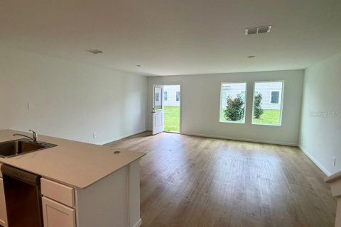 Touwnhouse à louer à Davenport, Floride: 3 chambres, 128.76 m2 № 2425376 - photo 3