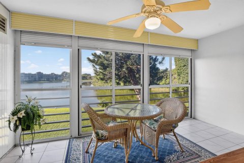 Copropriété à vendre à Boca Raton, Floride: 2 chambres, 87.79 m2 № 2251480 - photo 21