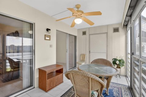 Copropriété à vendre à Boca Raton, Floride: 2 chambres, 87.79 m2 № 2251480 - photo 23