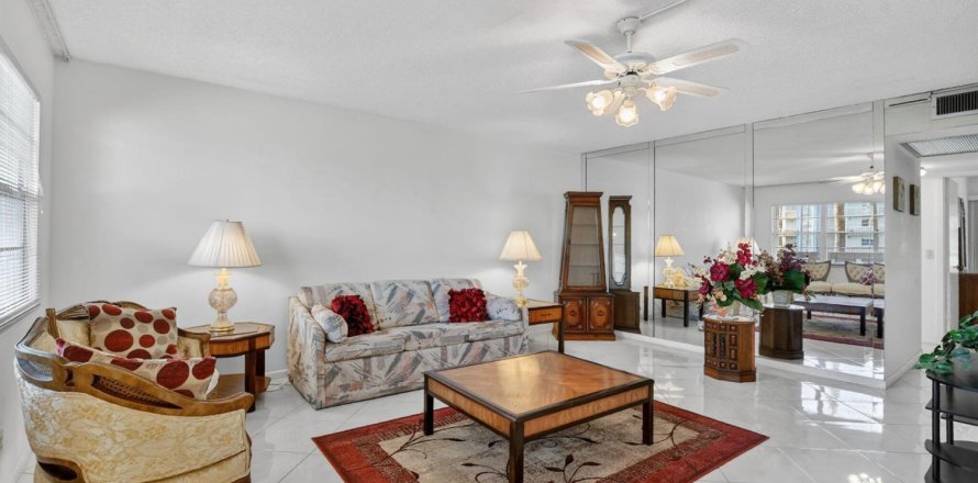 Condo à Boca Raton, Floride, 2 chambres  № 2251480