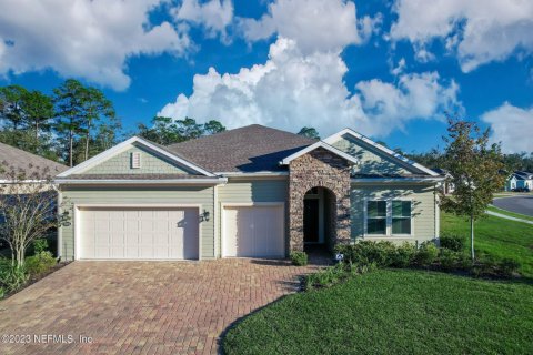 House in AMELIA WALK in Fernandina Beach, Florida 4 bedrooms, 247.12 sq.m. № 882077 - photo 1