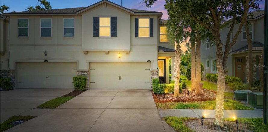 Townhouse in Riverview, Florida 4 bedrooms, 243.22 sq.m. № 2232590