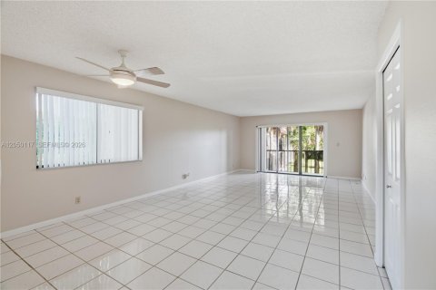 Condominio en venta en Weston, Florida, 2 dormitorios, 114.73 m2 № 2186367 - foto 13