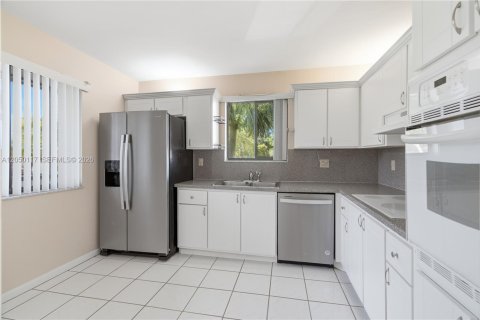Condominio en venta en Weston, Florida, 2 dormitorios, 114.73 m2 № 2186367 - foto 6
