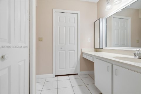 Condominio en venta en Weston, Florida, 2 dormitorios, 114.73 m2 № 2186367 - foto 25