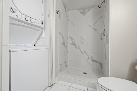 Condominio en venta en Weston, Florida, 2 dormitorios, 114.73 m2 № 2186367 - foto 10