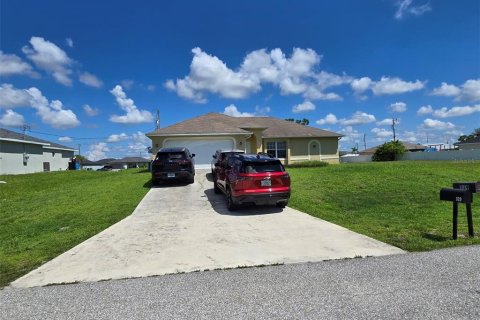 Casa en venta en Cape Coral, Florida, 4 dormitorios, 159.42 m2 № 1904216 - foto 2