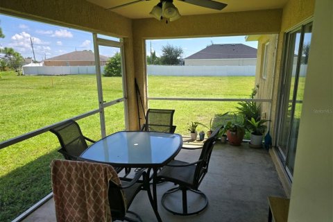 Casa en venta en Cape Coral, Florida, 4 dormitorios, 159.42 m2 № 1904216 - foto 14