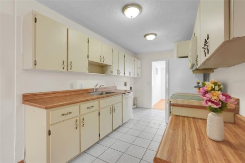 Condominio en venta en Tavares, Florida, 3 dormitorios, 105.91 m2 № 1900097 - foto 8