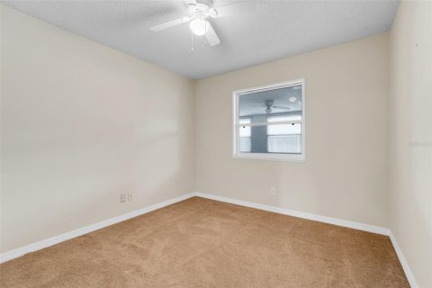 Condominio en venta en Tavares, Florida, 3 dormitorios, 105.91 m2 № 1900097 - foto 14