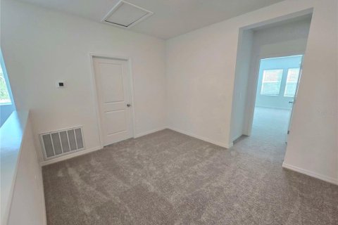 Touwnhouse à louer à Zephyrhills, Floride: 3 chambres, 167.87 m2 № 2400471 - photo 13