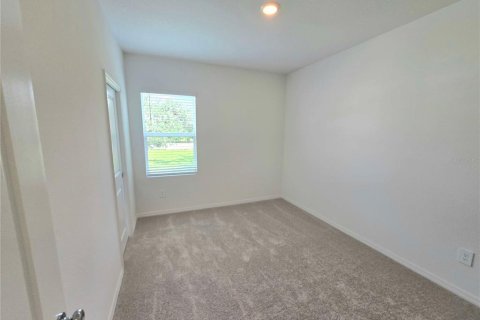 Touwnhouse à louer à Zephyrhills, Floride: 3 chambres, 167.87 m2 № 2400471 - photo 17