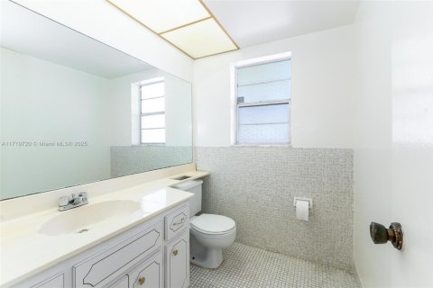 Condo in Plantation, Florida, 1 bedroom  № 1474203 - photo 7