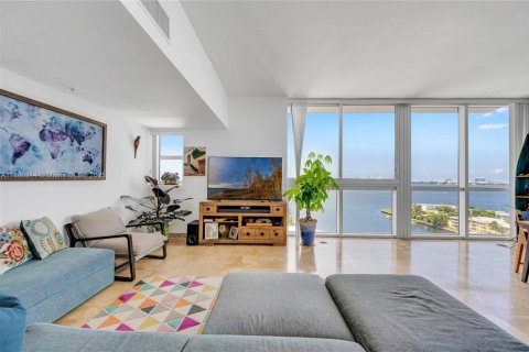 Condominio en venta en North Bay Village, Florida, 3 dormitorios, 191.84 m2 № 1683972 - foto 29
