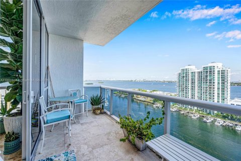 Condominio en venta en North Bay Village, Florida, 3 dormitorios, 191.84 m2 № 1683972 - foto 17