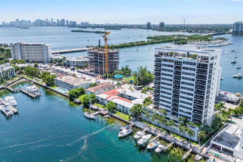 Condominio en venta en North Bay Village, Florida, 3 dormitorios, 191.84 m2 № 1683972 - foto 6
