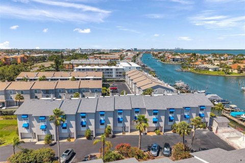 Adosado en alquiler en Tierra Verde, Florida, 3 dormitorios, 166.76 m2 № 1802323 - foto 25