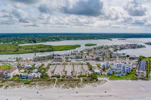 Land in Redington Shores, Florida № 1680212 - photo 30