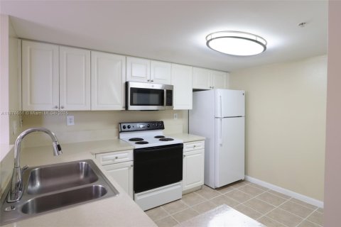 Appartement à louer à Fort Lauderdale, Floride: 2 chambres, 107.12 m2 № 1923601 - photo 1